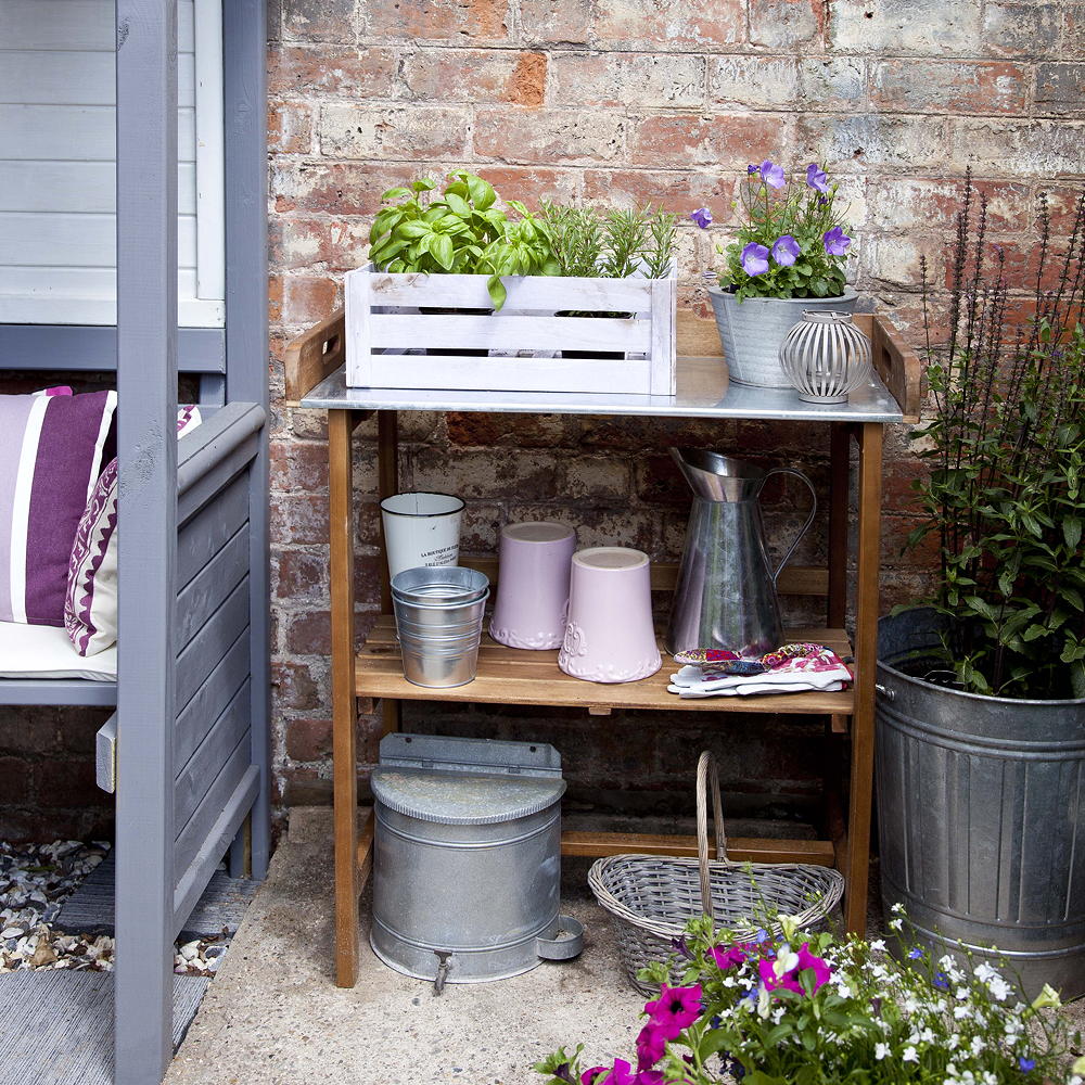 Outdoor shelving storage unit