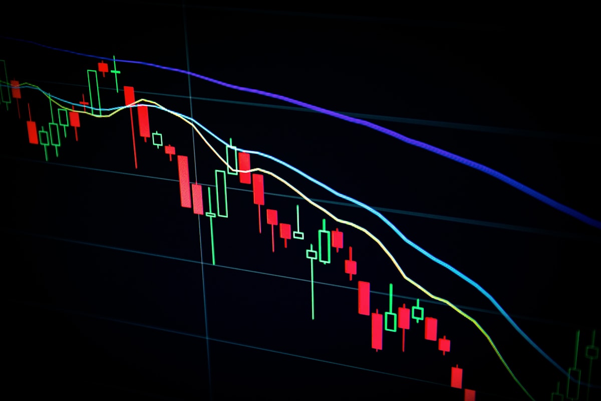 10 ETF-Tipps fuer Anfaengerinnen: Wie du mit 25 Euro im Monat anfaengst zu investieren und warum es einfacher ist, als du denkst