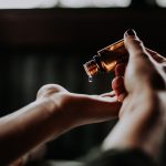 10 Hautpflege-Tipps fuer den Winter: Wie du trockene, rissige Haut vermeidest und auch bei Kaelte strahlst