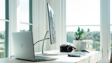 10 Home-Office-Tipps: Wie du zuhause produktiver arbeitest als im Büro, ohne dass Arbeit und Privatleben verschwimmen