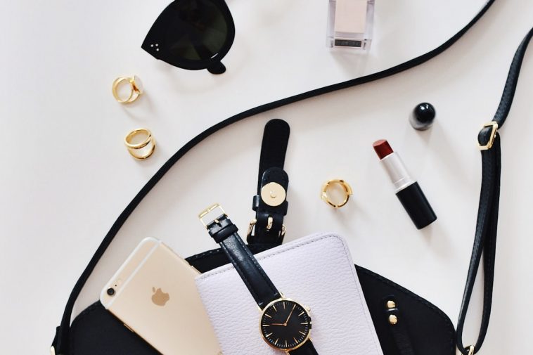 Accessoires kombinieren: Wie du mit Schmuck, Taschen und Gürteln jedes Outfit aufwertest und deinen Stil findest