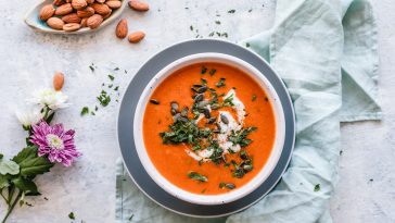 Gesunde Suppen: Zehn schnelle Rezepte, die satt machen, das Immunsystem stärken und an kalten Tagen von innen wärmen
