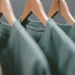 Nachhaltige Mode: Wie du mit Slow Fashion, Second Hand und bewussten Kaufentscheidungen gut angezogen bist, ohne die Umwelt zu zerstören