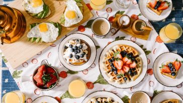 10 Snack-Ideen fuer Kinder ohne Zucker: Gesunde Leckereien fuer Schule und Kindergarten, die Kinder tatsaechlich essen wollen
