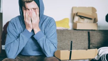 Burnout erkennen: Warum Frauen besonders gefaehrdet sind, welche Symptome du nicht ignorieren darfst und wie du dich schuetzt, bevor es zu spaet ist