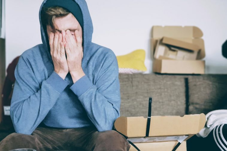 Burnout erkennen: Warum Frauen besonders gefaehrdet sind, welche Symptome du nicht ignorieren darfst und wie du dich schuetzt, bevor es zu spaet ist