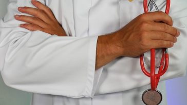 Vitamin-D-Mangel: Warum fast jede Frau in Deutschland betroffen ist, welche Symptome er verursacht und wie viel du wirklich supplementieren solltest