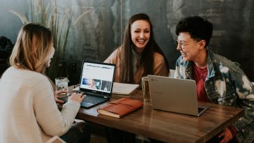 Second-Hand-Mode online kaufen: Die besten Plattformen 2026, wie du Markenkleidung fuer 80 Prozent w
