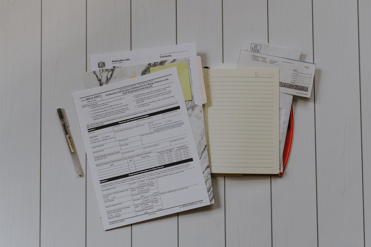 Steuerfreie Extras vom Arbeitgeber: Welche Zuschuesse dir mehr bringen als eine Gehaltserhoehung und