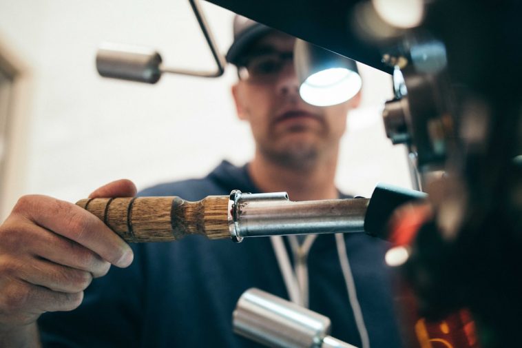 Wohnung kühlen ohne Klimaanlage: Was wirklich mehrere Grad bringt und welcher beliebte Trick die Luf